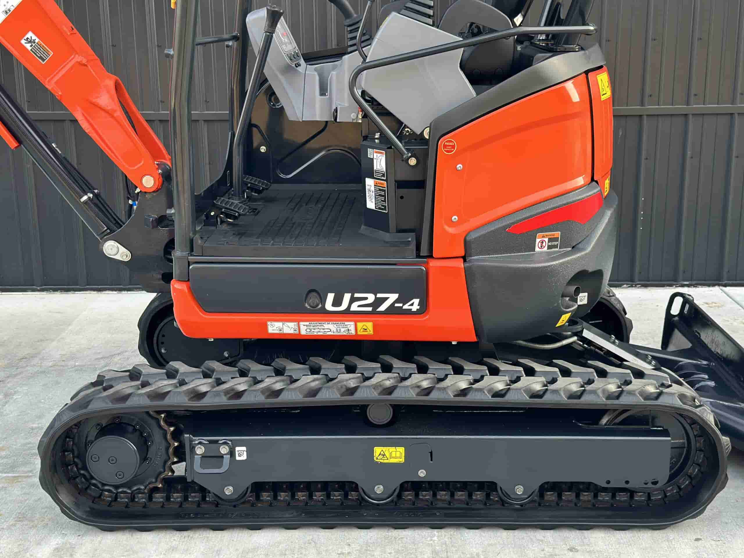 2022 KUBOTA U27-4 LIKE NEW
